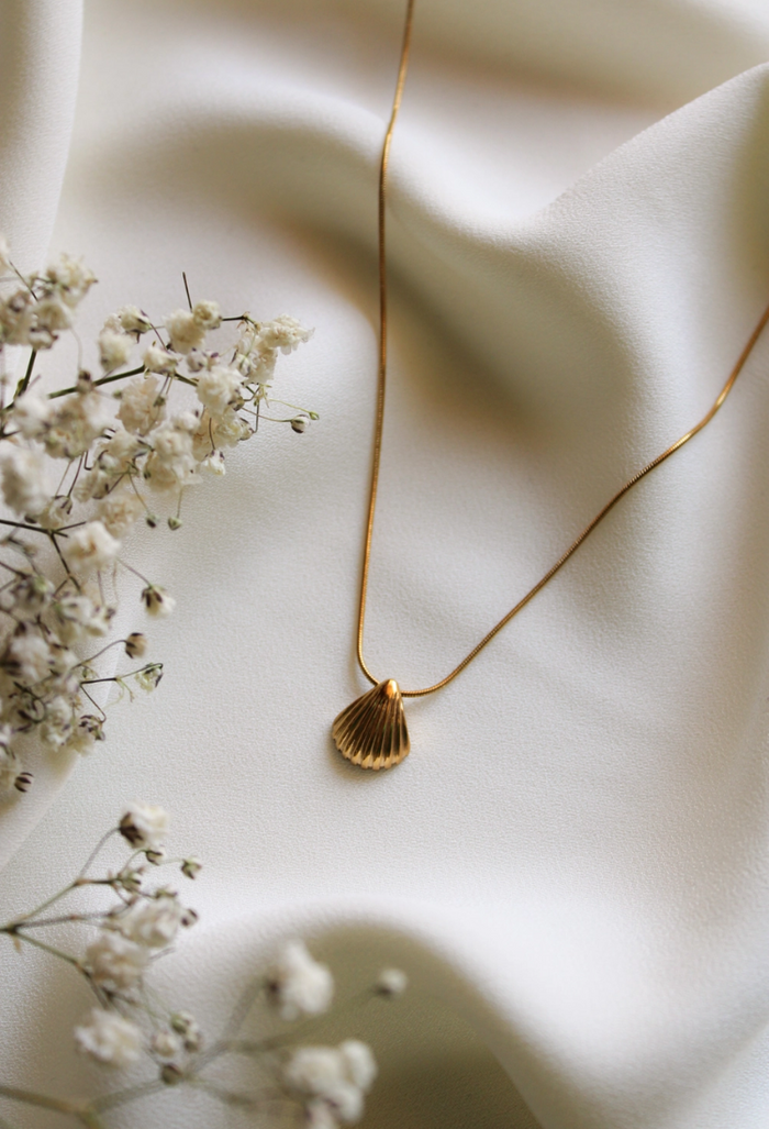 Shell Necklace – Bella Mauve